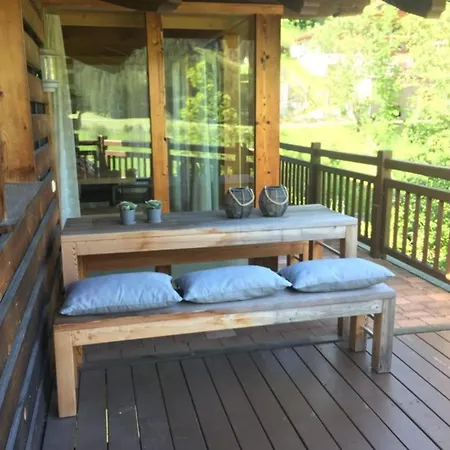 Schoeneben Bergkristall * Wald im Pinzgau