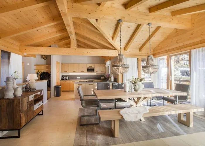 Schoeneben Bergkristall ヴァルト・イム・ピンツガウ